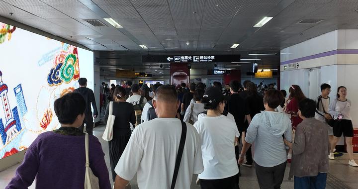 多部门多措并举保障国庆公路出行