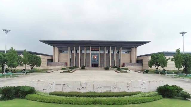 湖州展出半条被子故事见证老物件