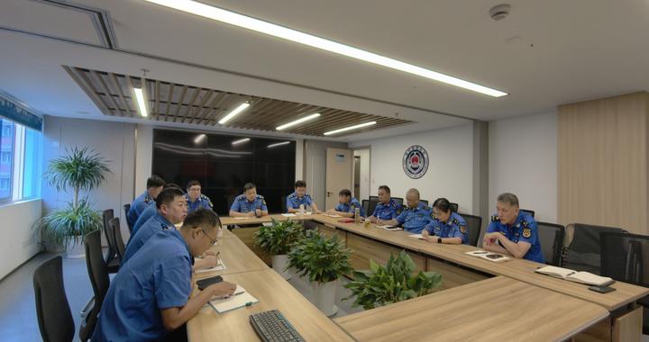 南京西路街道织密国庆假期安全防护网 南京西路街道织密国庆假期安全防护网