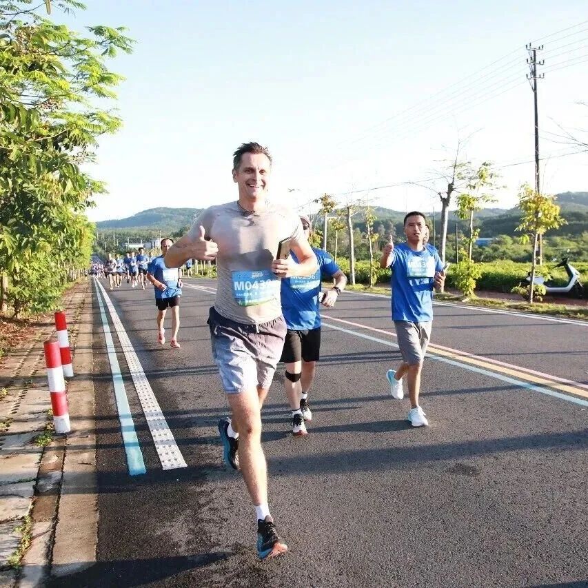 海南成“中转转场、长线慢游、深度沉浸”度假目的地 海南成“中转转场、长线慢游、深度沉浸”度假目的地