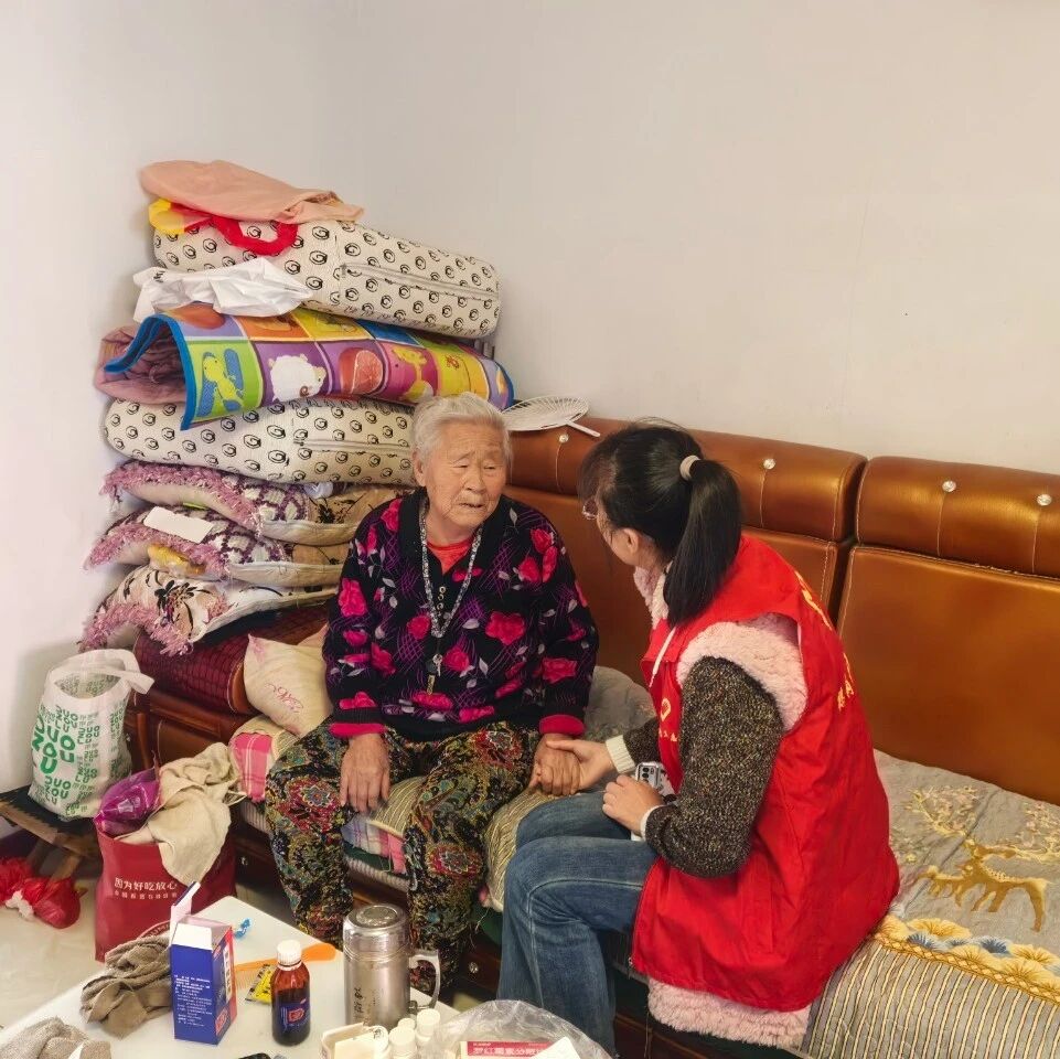 【深化能力作风建设】东山区东山街道党工委：“养老认证”送上门 贴心服务解民忧