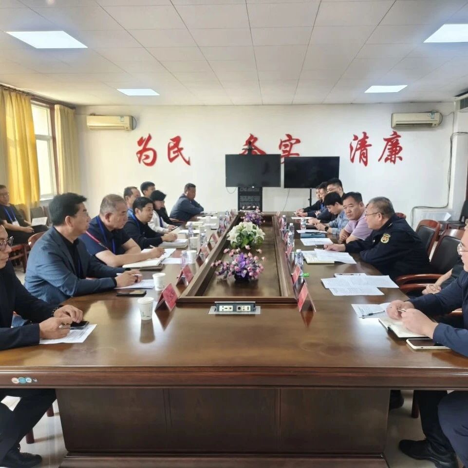 望都县人大常委会开展老旧小区及背街小巷整治提升工作调研视察活动