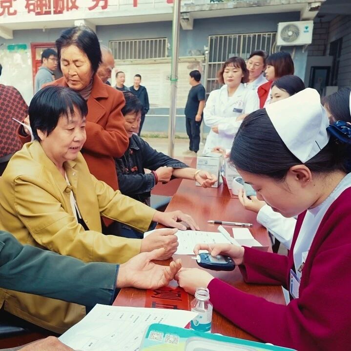 【红心惠民获医同行】把CT开进村,把健康送到家! 【红心惠民获医同行】把CT开进村,把健康送到家!