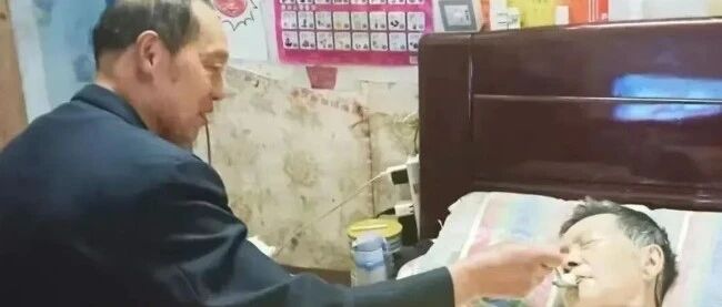 榜样的力量｜尤国才 ：二十七载不离不弃，用坚守诠释 