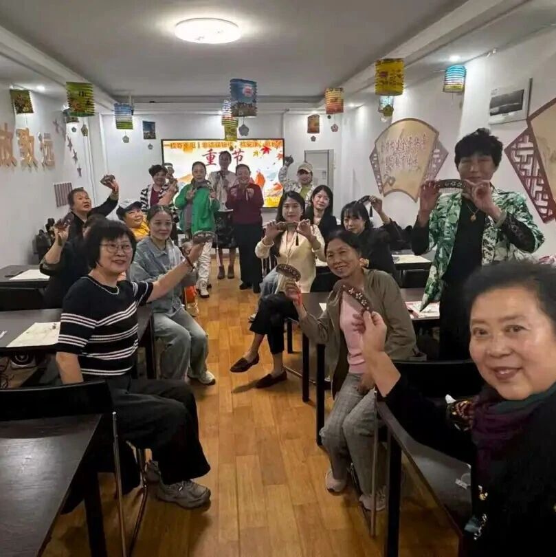 【侨邻同心】非遗螺钿润重阳 侨心温情暖桑榆 【侨邻同心】非遗螺钿润重阳 侨心温情暖桑榆