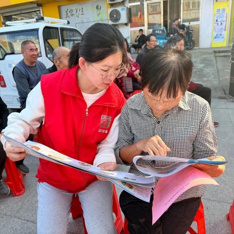 戏曲搭台传法治 守护夕阳暖民心 戏曲搭台传法治 守护夕阳暖民心