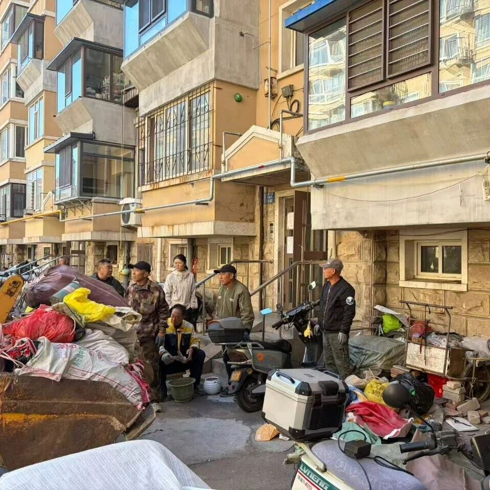 【文明实践在古塔】石油街道南敬业社区 | 开展环境卫生死角专项集中整治行动