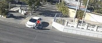 进出道路疏于观察，酿成交通事故负全责！