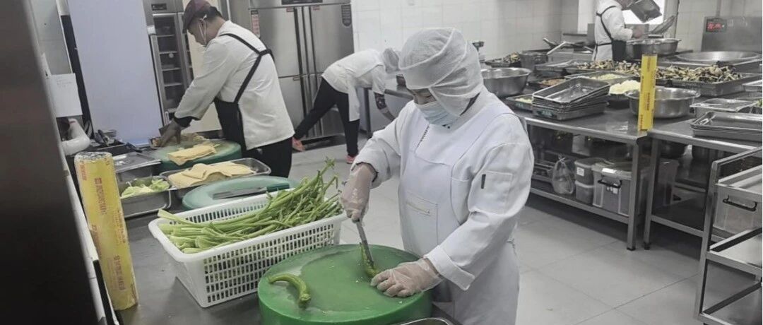 【“食”刻守护 · 暖心“食”光】系列报道 【“食”刻守护 · 暖心“食”光】系列报道