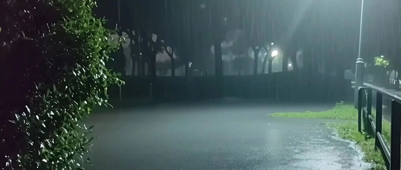最新!乌海降雨实况(截至00:00) 最新!乌海降雨实况(截至00:00)