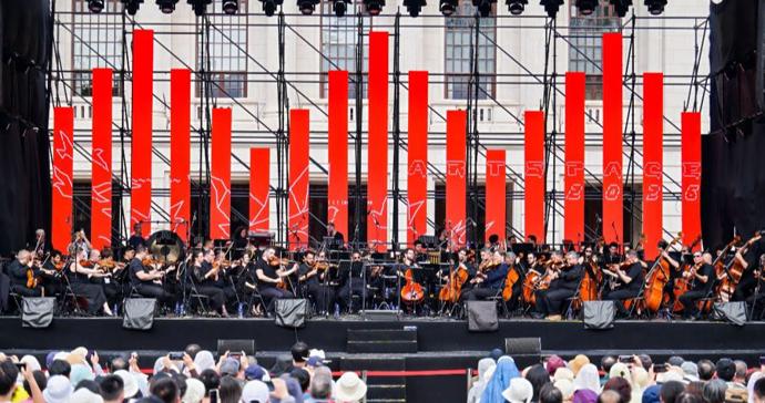 上海城市草坪音乐会2026“秋之韵”开幕,首轮7场演出51秒抢约一空 上海城市草坪音乐会2026“秋之韵”开幕,首轮7场演出51秒抢约一空