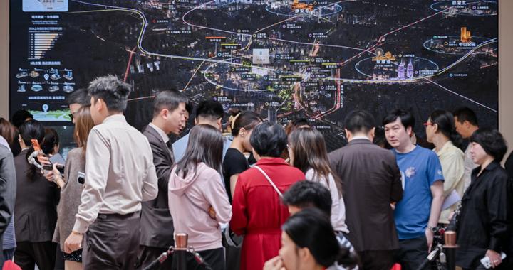 苏河晏首日认购率超255%，普陀成为市民置业热土