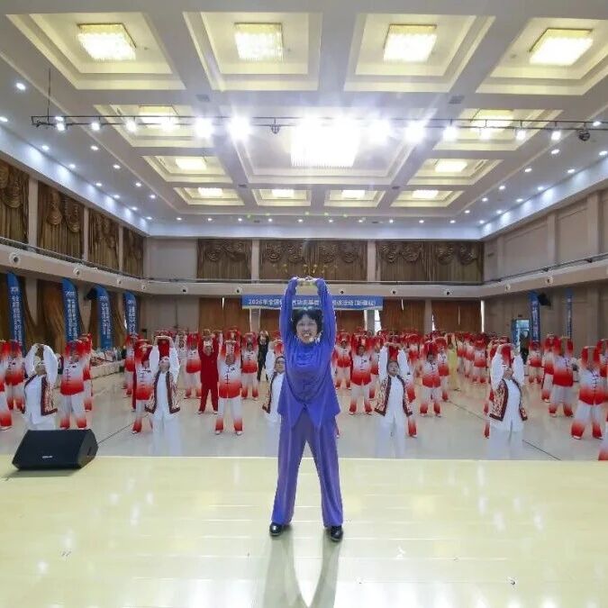 体育惠民送健康 文化润疆聚同心——全国健身气功走基层专家巡讲新疆站综述
