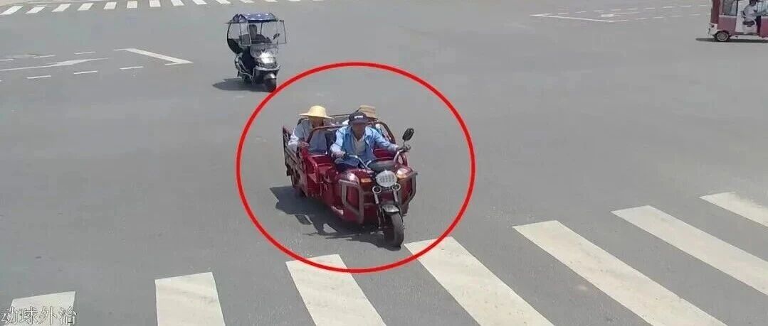 文明交通·畅通嵩明丨三轮车≠万能车 违法载人“驶”不得! 文明交通·畅通嵩明丨三轮车≠万能车 违法载人“驶”不得!
