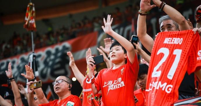 海港展现公平竞赛精神!3比0击败蓉城再阻其提前登顶,中超冠军悬念继续 海港展现公平竞赛精神!3比0击败蓉城再阻其提前登顶,中超冠军悬念继续