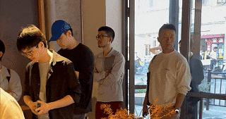 全球TOP5的咖啡店空降淮海路！只开3个月，首日就排队，还有绝配点心必尝！