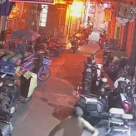 一天两起,当事人被拘10日!这个行为太危险 | 弥渡应急科普 一天两起,当事人被拘10日!这个行为太危险 | 弥渡应急科普