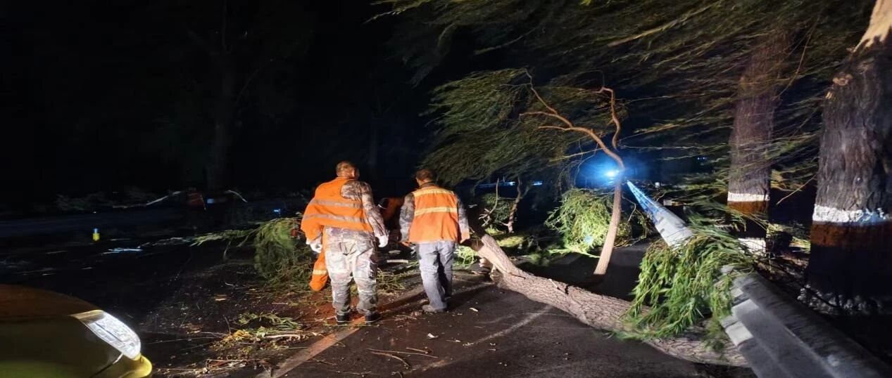 【本地】灯塔市交通运输局积极应对暴雨极端天气保畅通