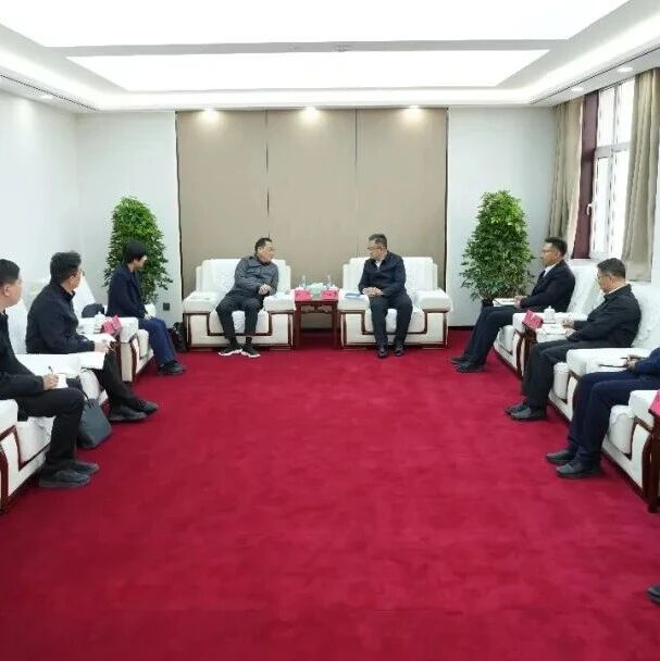 宁海鹰桑本同奉贤区委书记刘平一行座谈