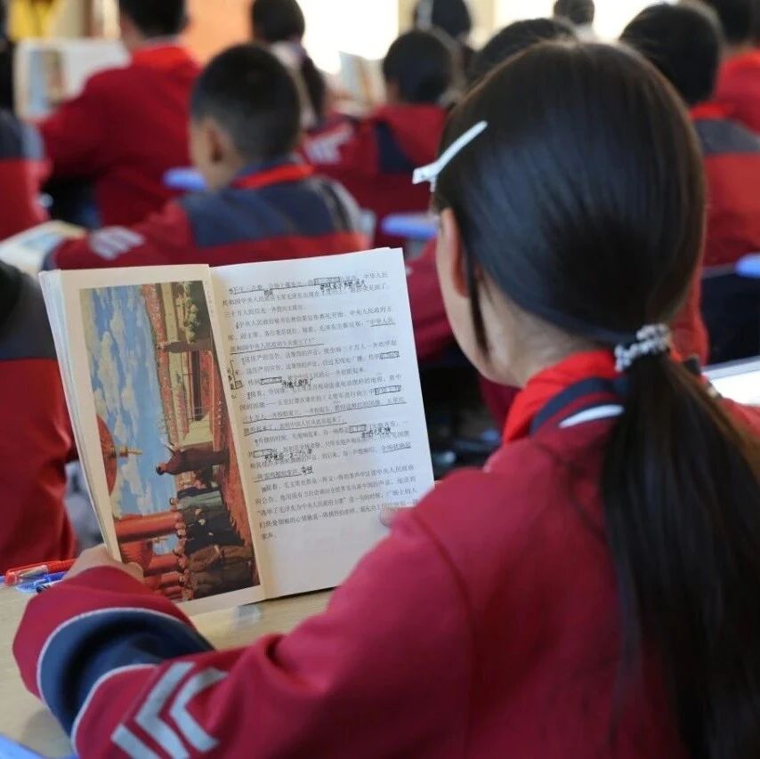 兰坪通甸:书声接续烽火 丰碑见证新生活 兰坪通甸:书声接续烽火 丰碑见证新生活