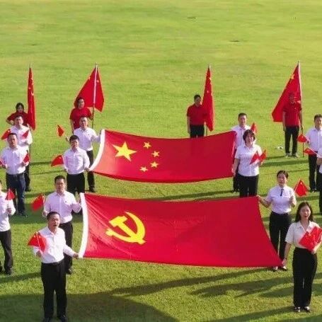 【强国复兴有我】赓续长征精神唱响环卫担当 【强国复兴有我】赓续长征精神唱响环卫担当