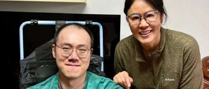 郎平深夜发和汤淼一家人合影,看哭球迷:19年了,她还在等汤淼能够站起来 郎平深夜发和汤淼一家人合影,看哭球迷:19年了,她还在等汤淼能够站起来