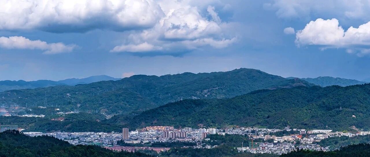 龙陵县曝光7户14个重大事故隐患