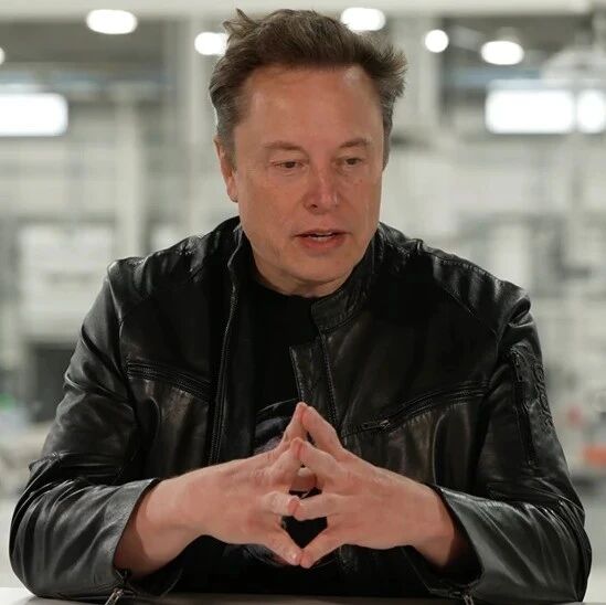马斯克称正在考虑特斯拉与SpaceX合并 马斯克称正在考虑特斯拉与SpaceX合并