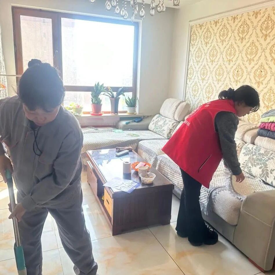 【文明实践】东京陵街道金域社区开展“失独家庭不孤单 社区关爱在身边”敬老活动