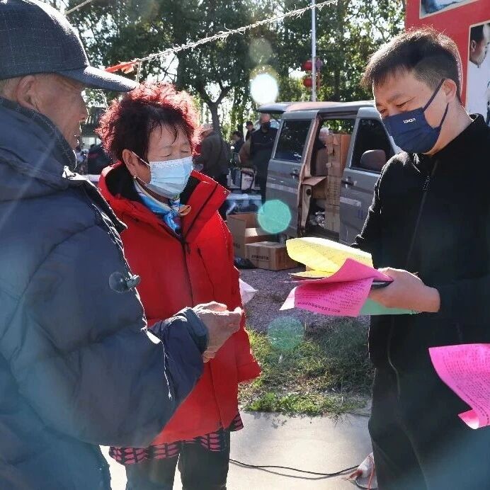 区统计局联合田庄台镇开展农业普查主题宣传活动