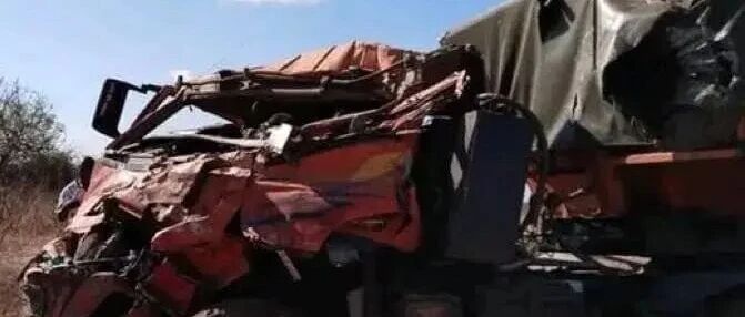 肯尼亚一客车与一货车迎面相撞，造成至少22人死亡、多人受伤，事故具体原因仍在调查中