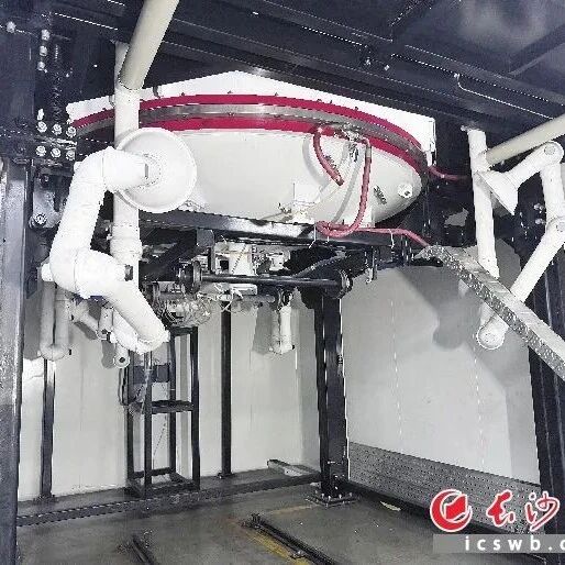 奋进“十五五” 民企谱新篇(82)| 泰坦未来:国内首款12英寸多晶碳化硅衬底,破解大功率芯片散热痛点 奋进“十五五” 民企谱新篇(82)| 泰坦未来:国内首款12英寸多晶碳化硅衬底,破解大功率芯片散热痛点