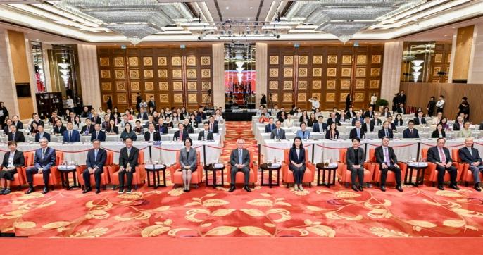 世界中文报业协会年会在澳门举行，探讨百年变局下中文报业发展 | 新民侨梁