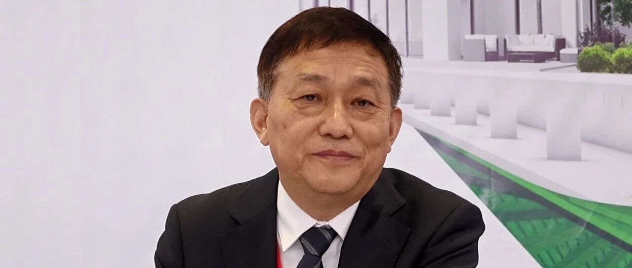 中国建筑防水协会胡希宝会长:防水行业进入结构重塑、存量主导、质量优先的高质量转型攻坚期 中国建筑防水协会胡希宝会长:防水行业进入结构重塑、存量主导、质量优先的高质量转型攻坚期