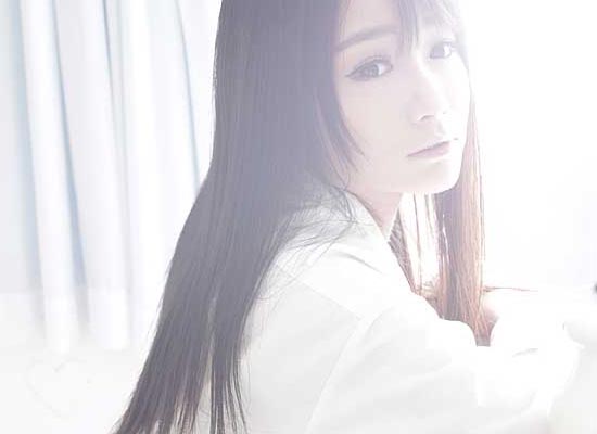 CF美女主播阿怪专访 颜值与才气并存_CF