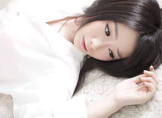 cf美女主播阿怪专访 颜值与才气并存