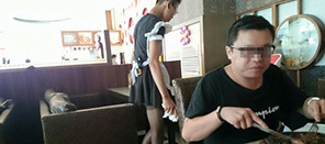 我的眼睛业障重啊！