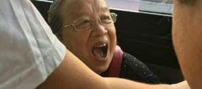 长得不咋样心肠还挺好