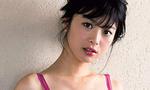 完美身材正妹最爱打街机