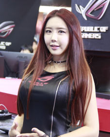 转行做Showgirl？Gstar2016游戏展惊现小G娜