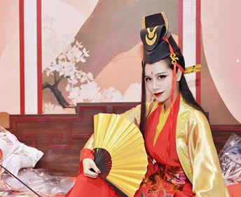 《新笑傲江湖》东方不败绝美镇场