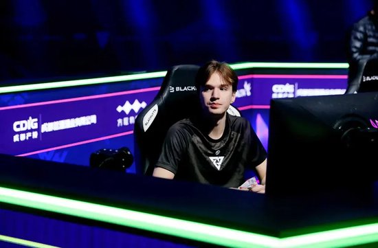 【蜗牛电竞】成都重演TI总决赛,这次剑心犹在了!Tundra横扫Yandex拿下BLAST四连冠【EV扑克小游戏官网】