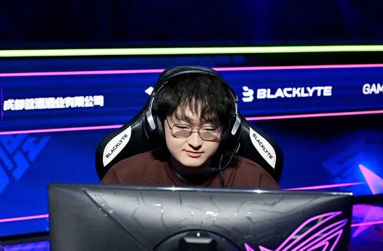 【蜗牛电竞】成都重演TI总决赛,这次剑心犹在了!Tundra横扫Yandex拿下BLAST四连冠【EV扑克小游戏官网】