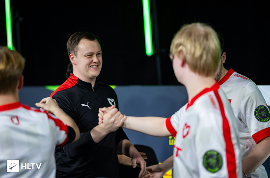 sycrone：相信没人会轻视MOUZ，期待主场作战感受