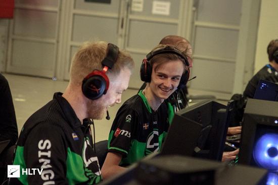 阵容支离破碎 RuStY离开Red Reserve