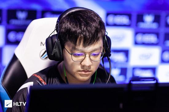 Freeman油TYLOOսMinor