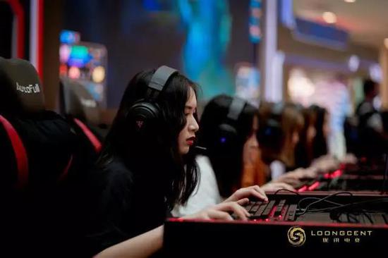 醒醒吧,伪球迷!世界杯没中国队,也没有姚明!