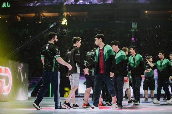 第三届完美盛典12月开启 回味惊喜与感动