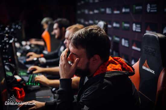 Major第四日:幻神陨落 六强西恩揽三席