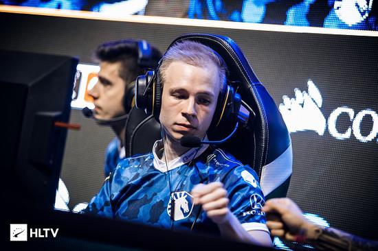 DH˹վܾǾ Liquid2-1ENCE